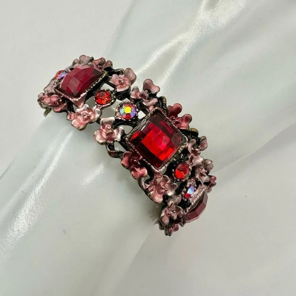Red and pink bangle bracelet